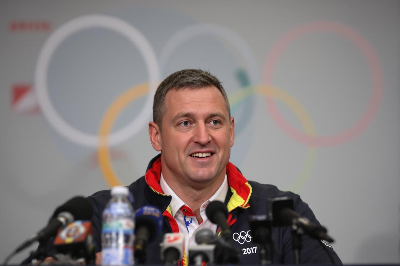 奥运冠军被指控赛前服用禁药，本人发文强烈否认并称将起诉造谣者